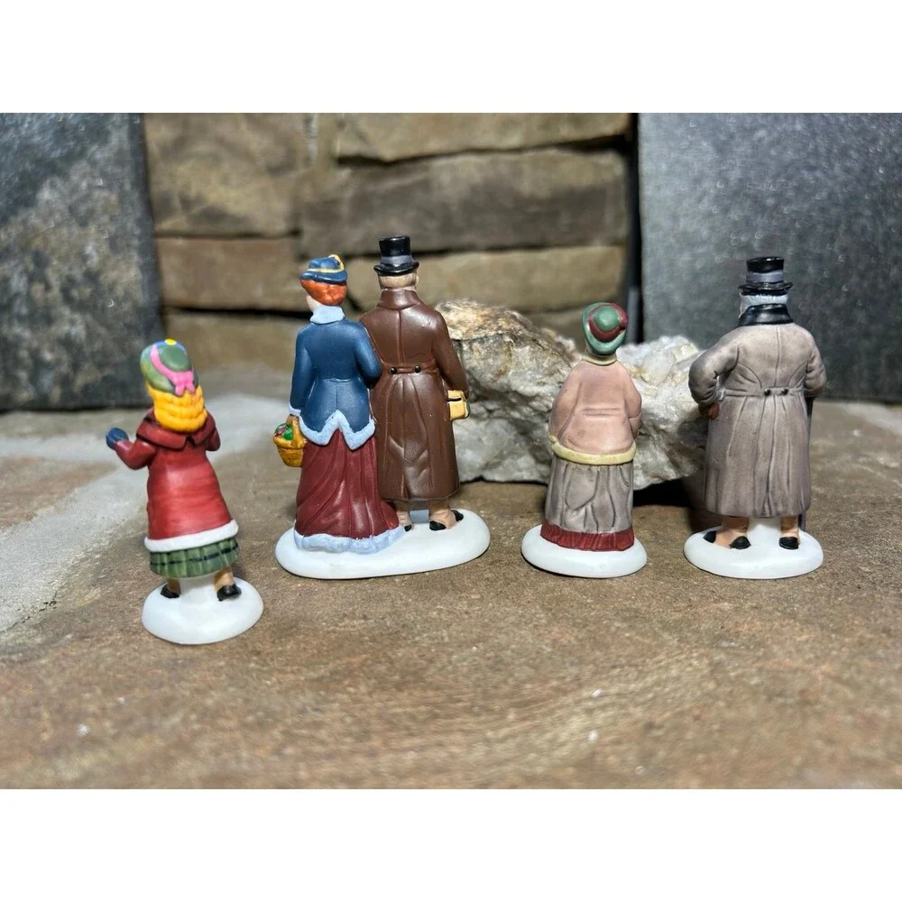 Dept 56 Chelsea Lane Shoppers    #5816-5 with box